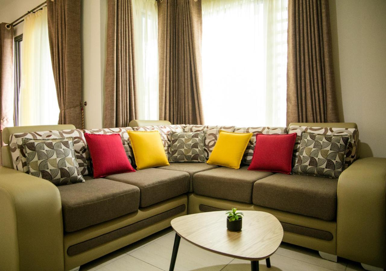 Luxury 2 Bedroom Apartment With Pool - Close To Flic-En-Flac Beach Exterior foto
