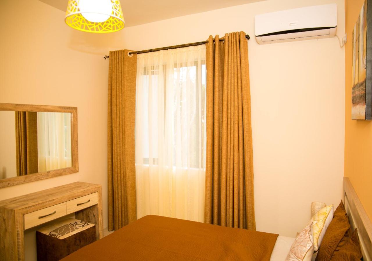Luxury 2 Bedroom Apartment With Pool - Close To Flic-En-Flac Beach Exterior foto